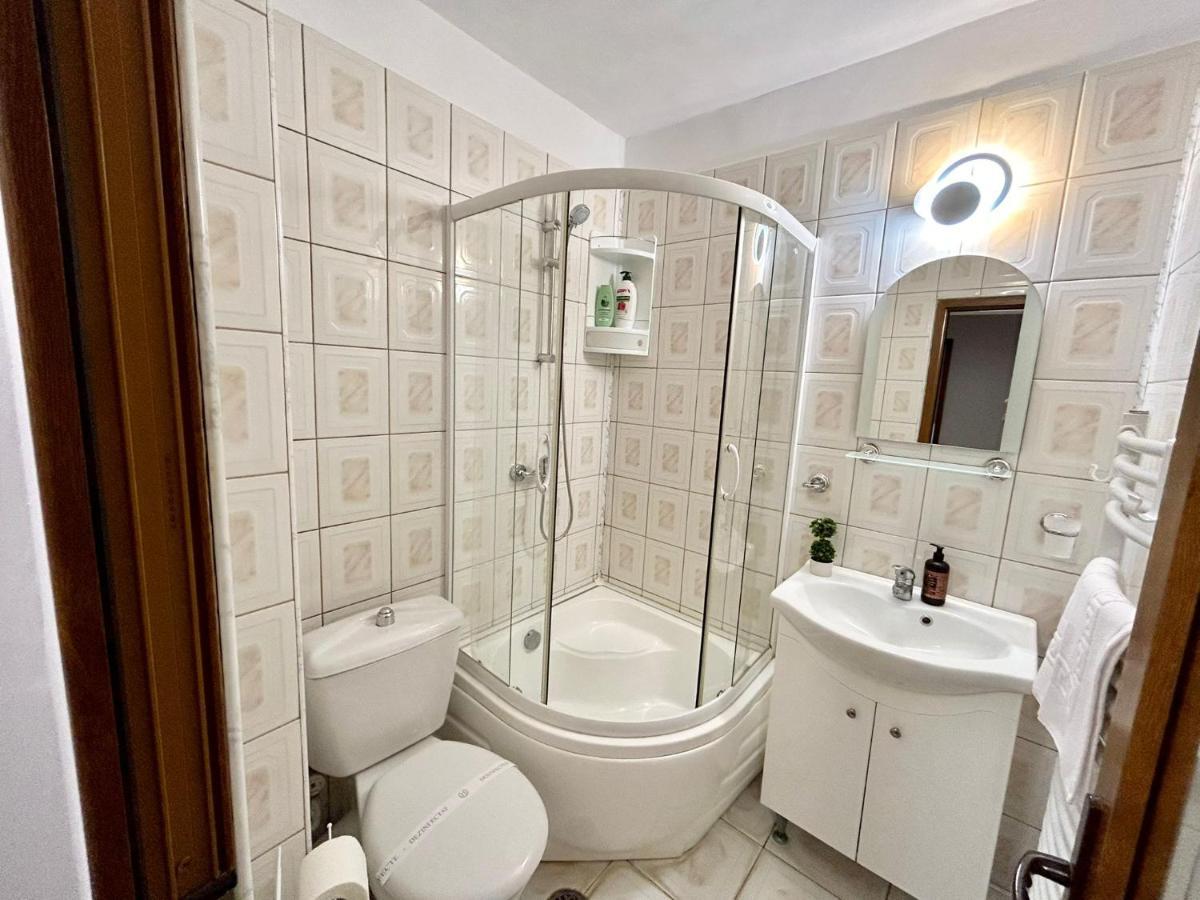 Jad - Familiy 4 Rooms Apartment - Near Forest And Historic Center - Racadau Brasov Luaran gambar