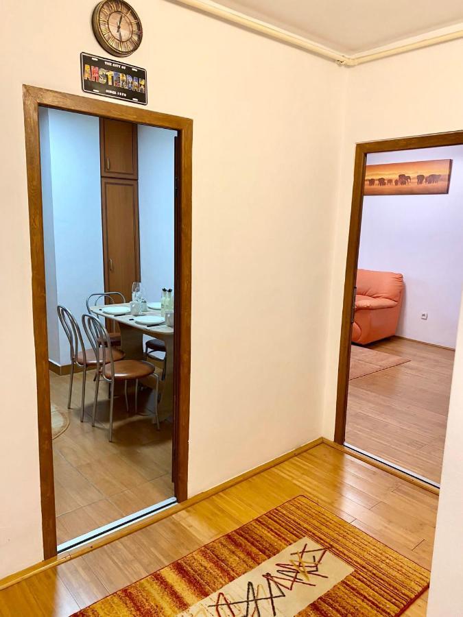 Jad - Familiy 4 Rooms Apartment - Near Forest And Historic Center - Racadau Brasov Luaran gambar